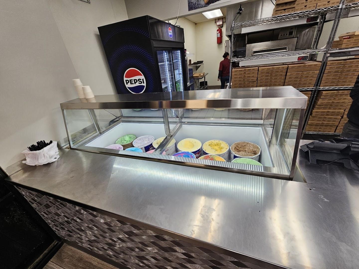Maxwell Pizza Co Pizza in San Bernardino